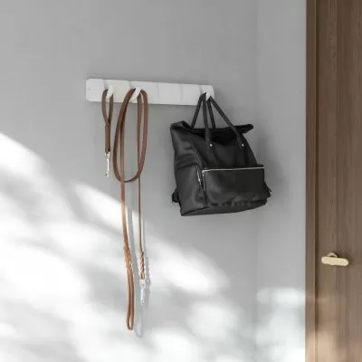 UMBRA Flip 5 Стенна закачалка, бял / бял