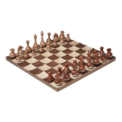 WOBBLE CHESS SET WALNUT