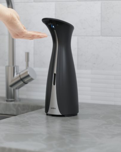 UMBRA OTTO 8.5 OZ SENSOR PUMP BLK/NKL