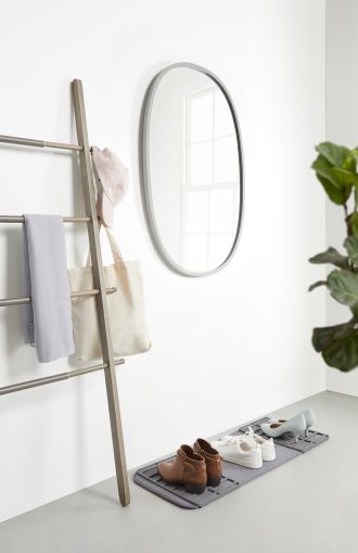 UMBRA HUB MIRROR OVAL 24x36 GREY