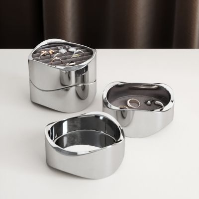 Сет 2 броя - UMBRA WAVY Метална кутия за бижута, хром