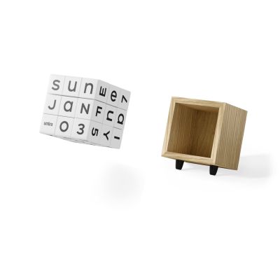 UMBRA PLAY DATE CALENDAR NATURAL