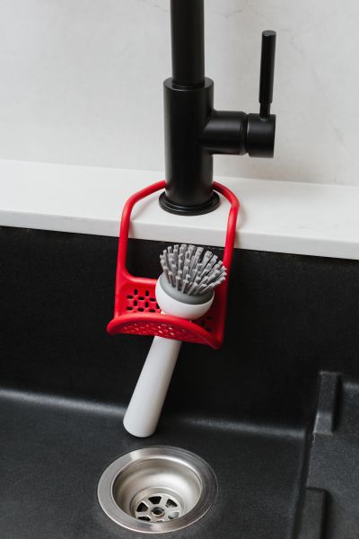 UMBRA SLING SINK CADDY RED