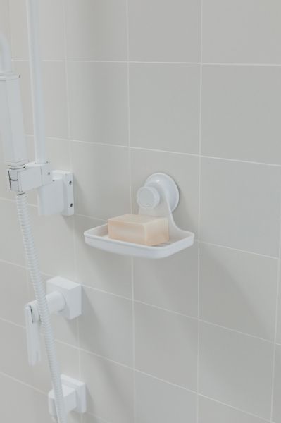 UMBRA FLEX GEL-LOCK SOAP DISH WHITE
