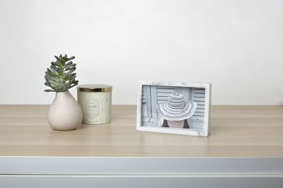 Umbra Edge 10 X 15 Picture Frame