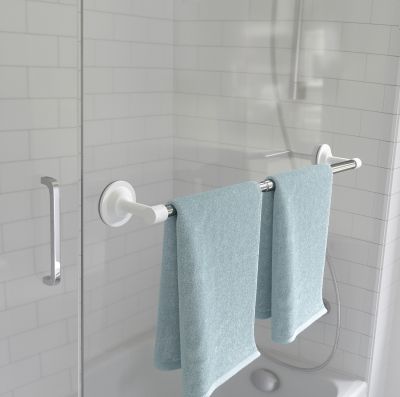UMBRA FLEX SURE-LOCK TOWEL BAR CHROME